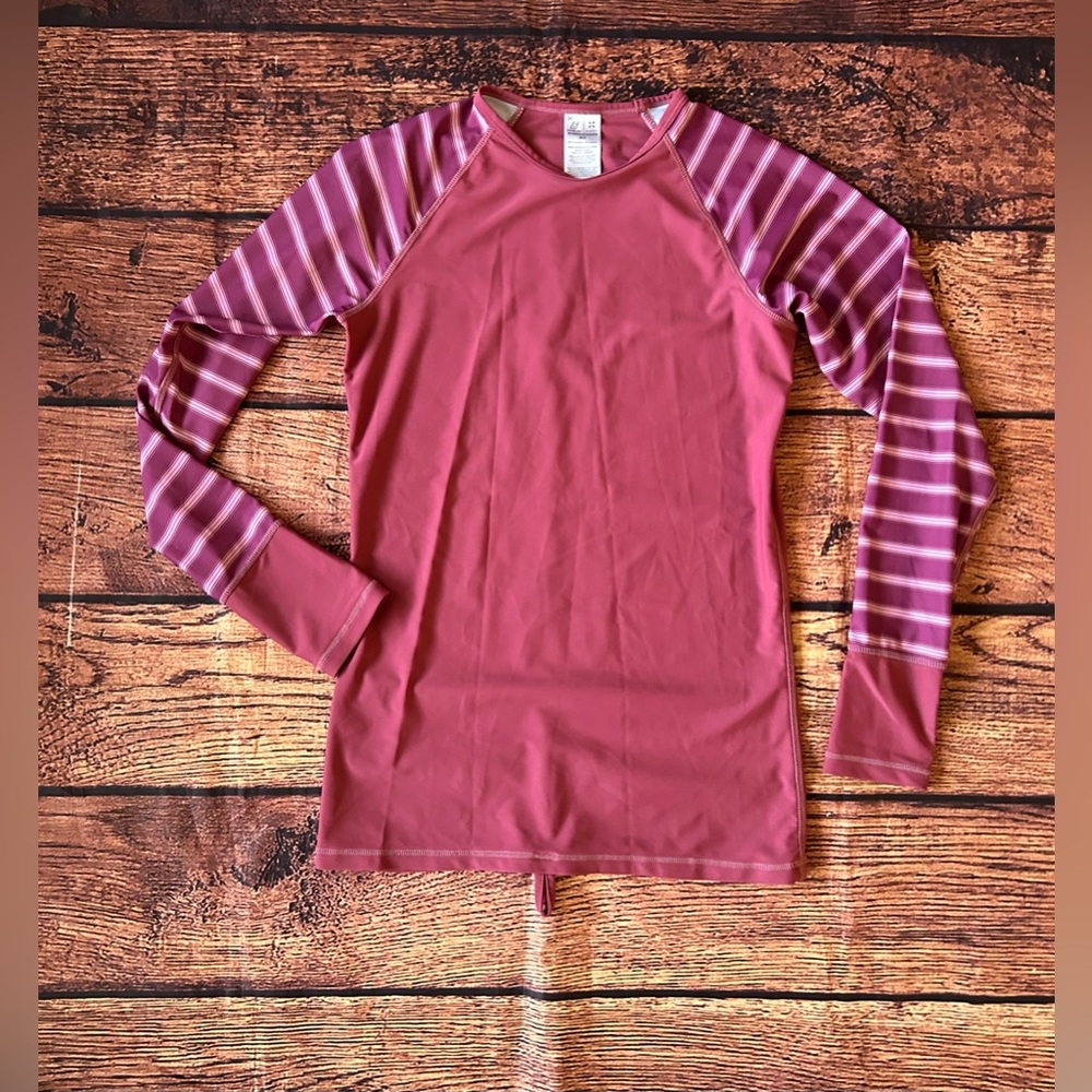 Level Six Long Sleeve Rash Guard Sun Protection Top Purple Stripe M‎